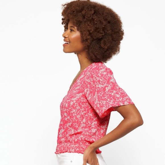 NWT Smocked Bottom Cropped Blouse - Picture 9 of 10